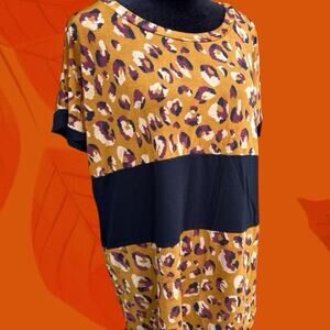 Sew In Love women’s M cheetah print gold with maroon, tan and black.